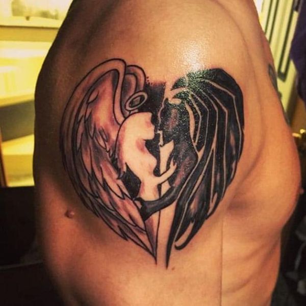 Tattoo đôi cánh thiên thần và ác quỷ