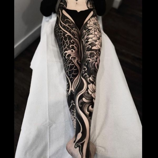 Tattoo full chân cho nữ đẹp
