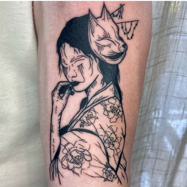 tattoo geisha bắp tay nam