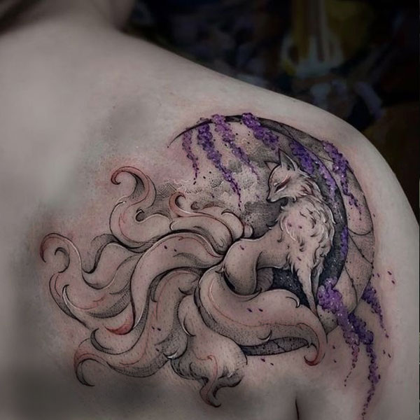 Tattoo hồ ly 9 đuôi ở lưng