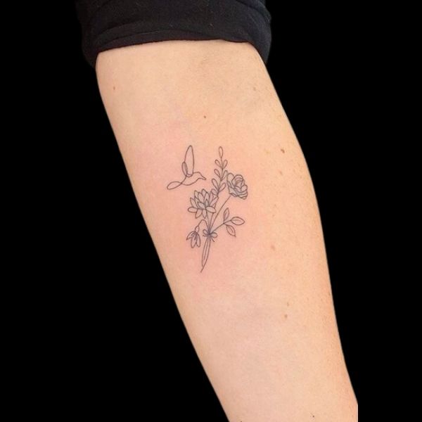 Tattoo hoa đơn giản