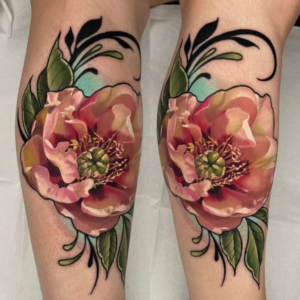 Tattoo hoa khuôn đơn ở chân