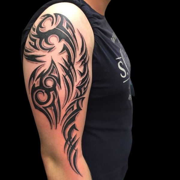 Tattoo hoa văn họa tiết rồng bắp tay