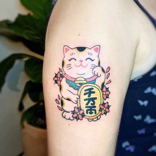 Tattoo mèo thần tài mini bắp tay nữ giới chất