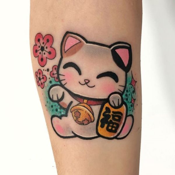 tattoo mèo thần tài mini mang lại nữ
