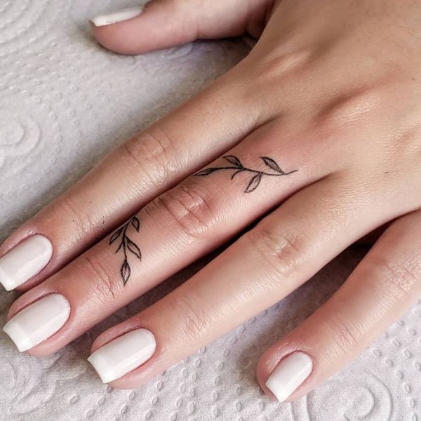 Tattoo ngón tay nhỏ