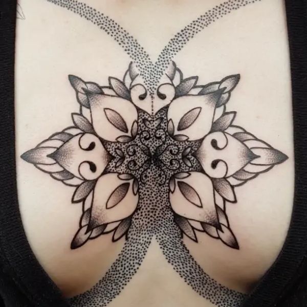Tattoo ở ngực cho tới phái nữ hoa lá ngầu