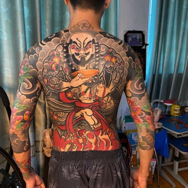 Tattoo phong cách yakuza