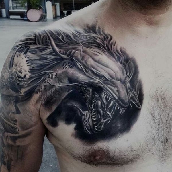 Tattoo rồng nước châu âu vắt vai