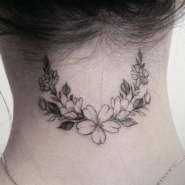 Tattoo sau gáy cho nữ và ý nghĩa