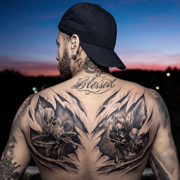 Tattoo sau lưng nam