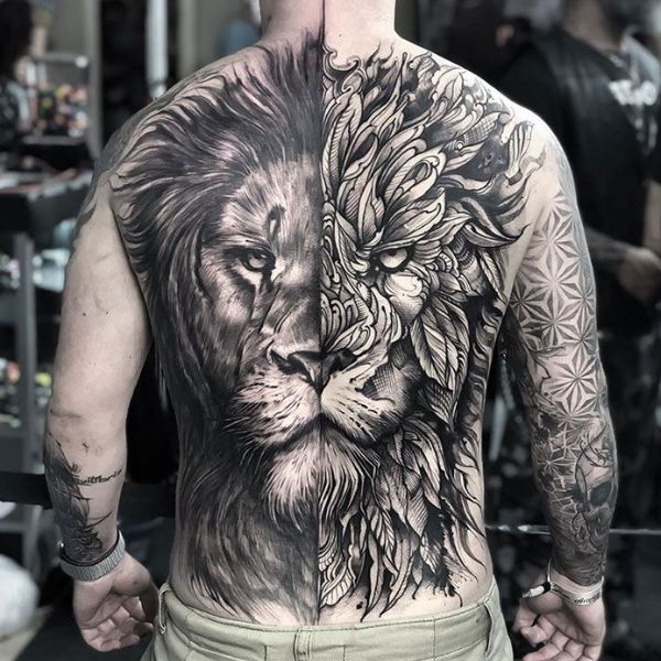 Tattoo sau lưng sư tử
