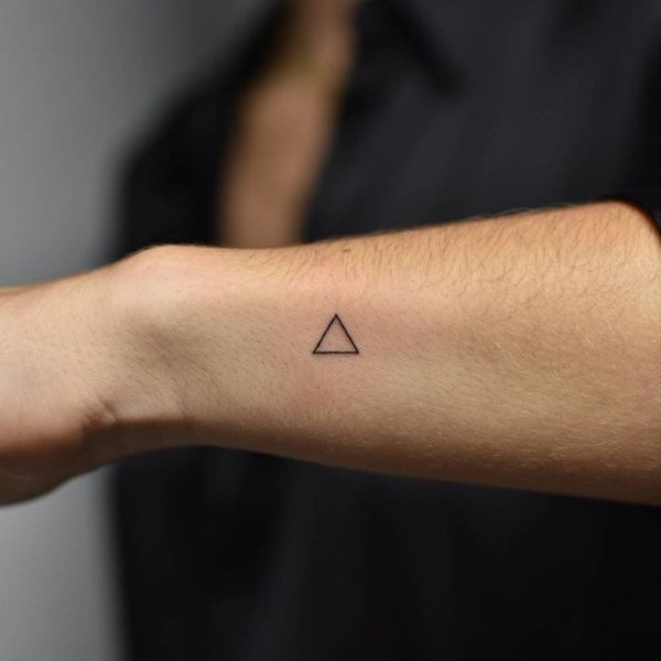 Tattoo tam giác mini