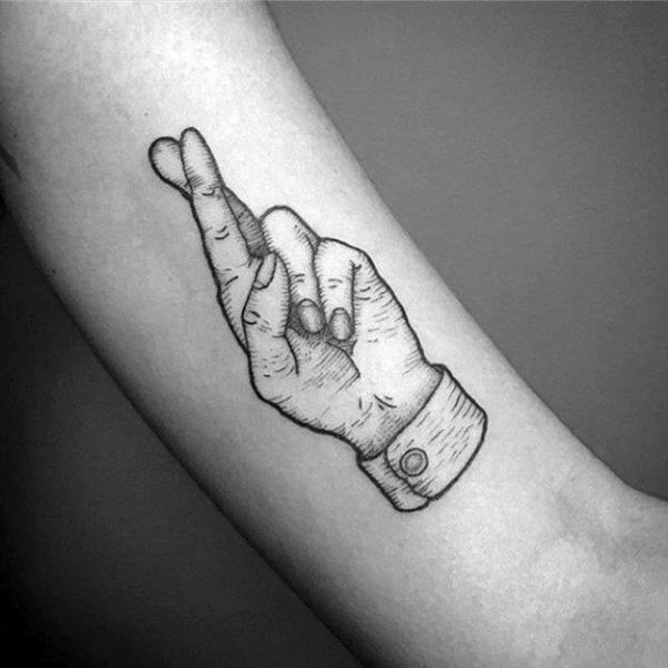 Tattoo tay đơn giản đẹp