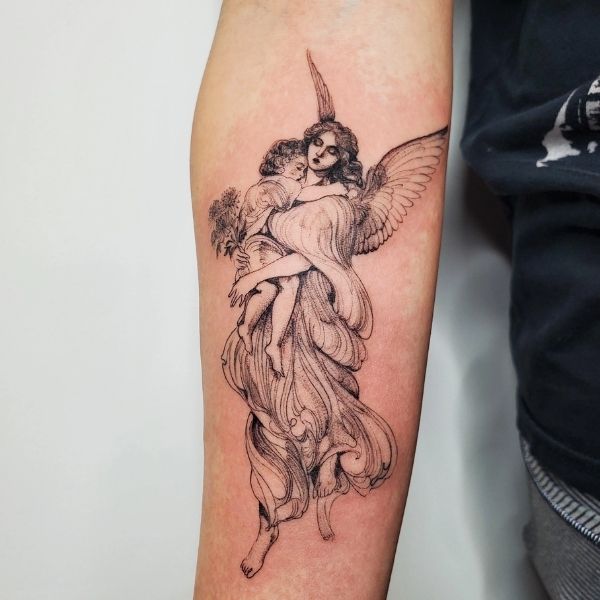 Tattoo thiên thần và tình mẹ con