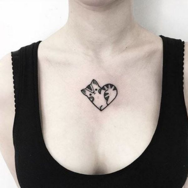 tattoo trước ngực trái tim