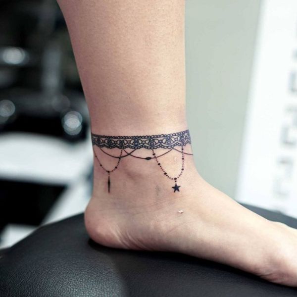 Tattoo vòng chân họa tiết cho tới nữ