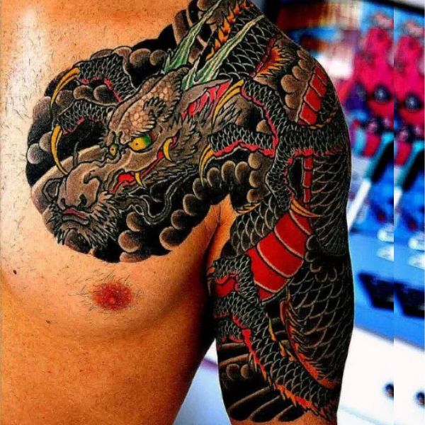 Tattoo yakuza bắp tay