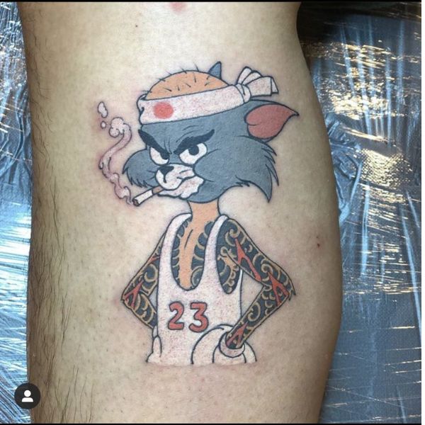 Tattoo yakuza mèo tôm và jerry