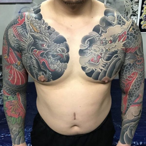 Tattoo yakuza ở ngực