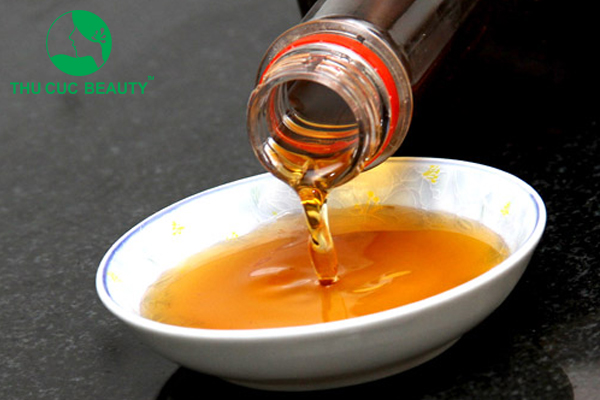 Sau khi nâng ngực có được ăn nước mắm không?