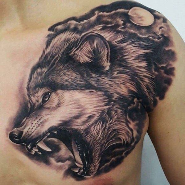 Tattoo trước ngực con sói
