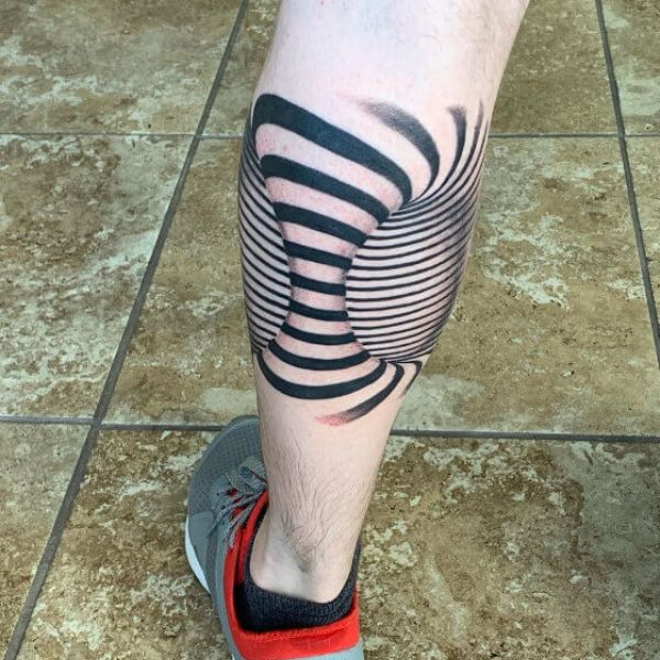 Tattoo 3d ở bắp chân