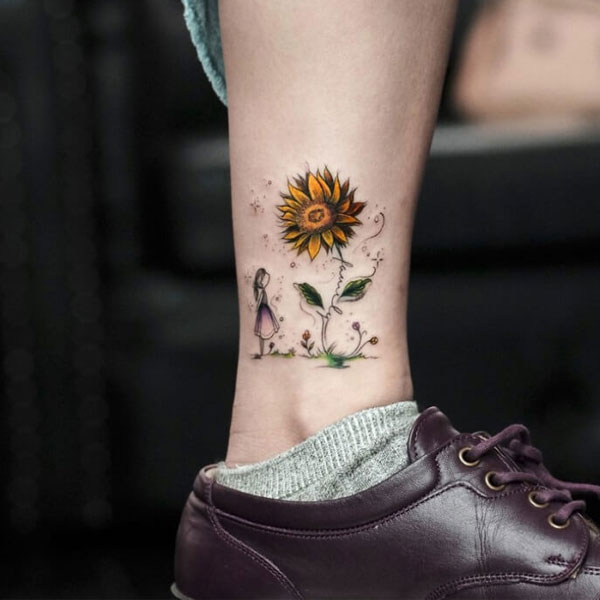 Tattoo chân nam hoa hướng dương