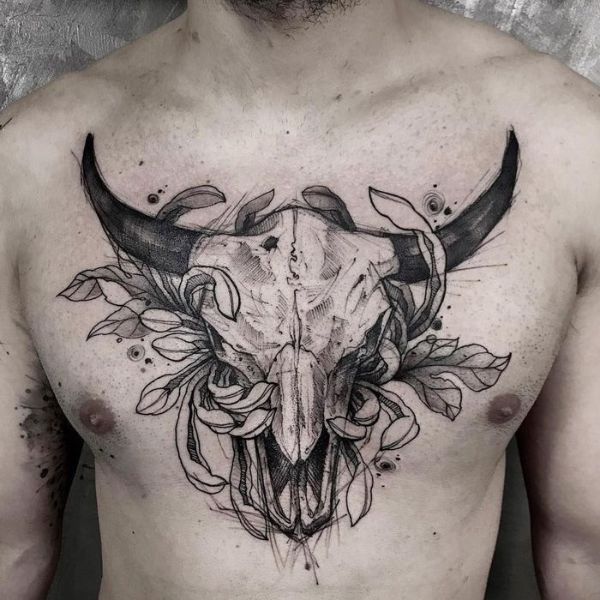 Tattoo âu lục ở ngực