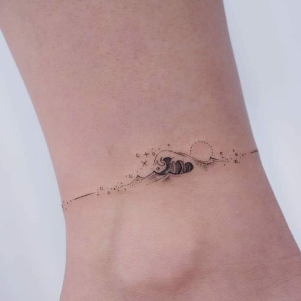 Tattoo cổ chân nữ