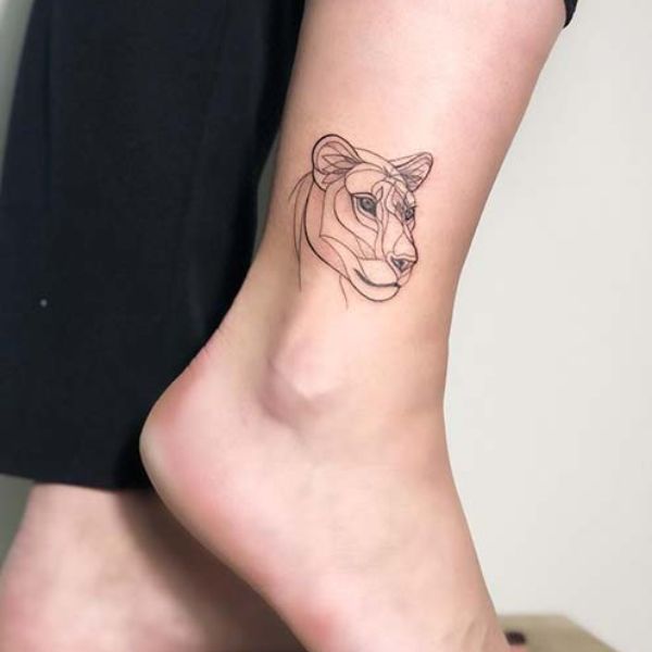 tattoo cổ chân tiểu hổ