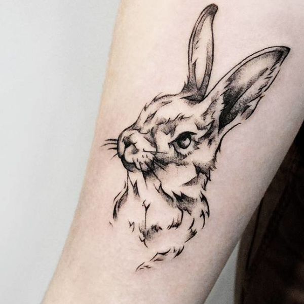 Tattoo con cái thỏ cánh tay đẹp mắt mang lại nữ