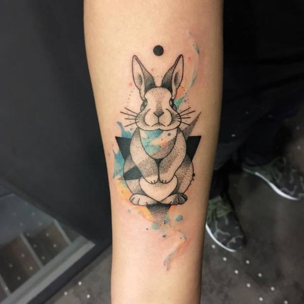 Tattoo con cái thỏ cánh tay đẹp