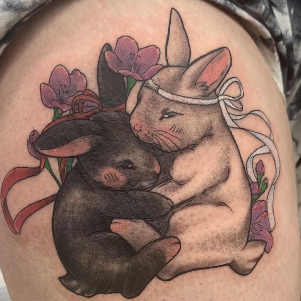 Tattoo con cái thỏ cặp