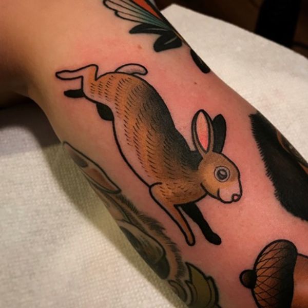 Tattoo con cái thỏ chất