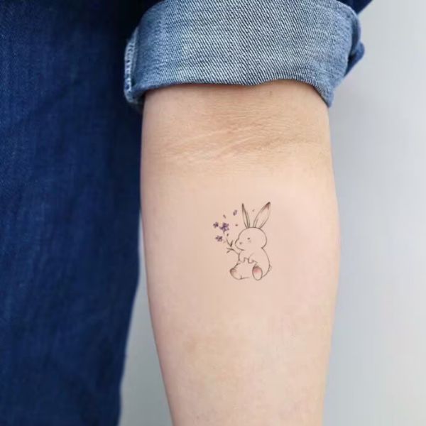 Tattoo con cái thỏ đơn giản