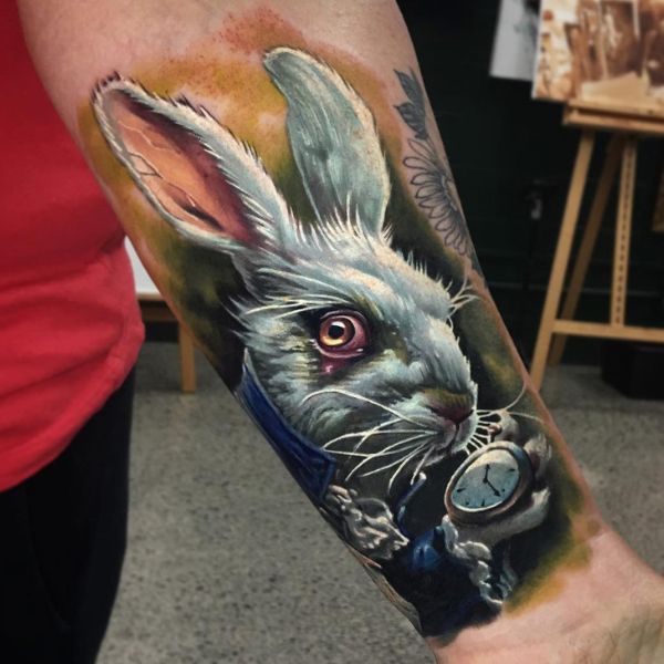 Tattoo con cái thỏ màu