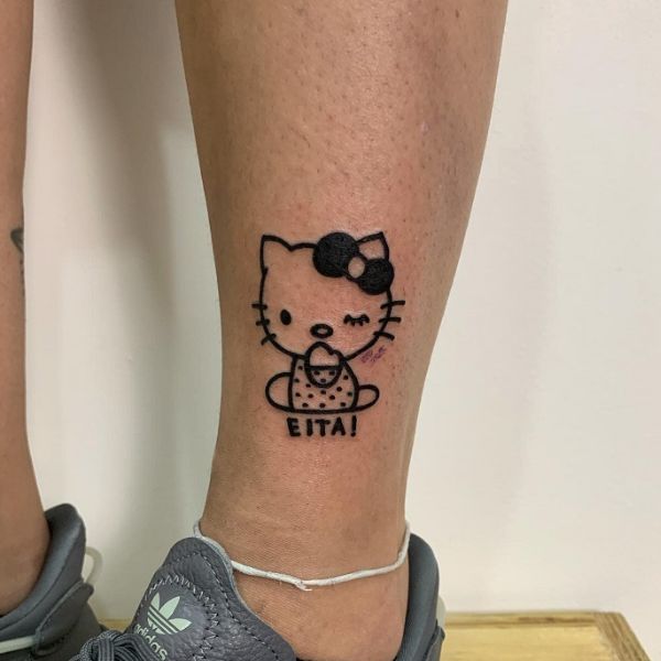 Tattoo hello kitty đẹp ở chân