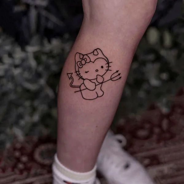 Tattoo hello kitty ở bắp chân đẹp