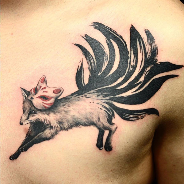 Tattoo hồ ly 9 đuôi đeo mặt nạ