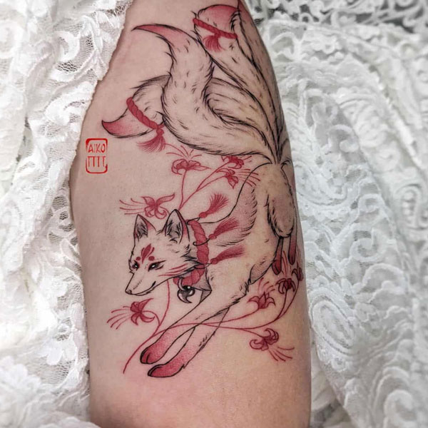 Tattoo hồ ly 9 đuôi màu hồng dễ thương