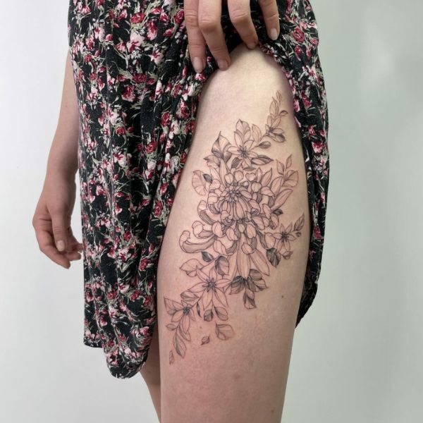Tattoo hoa cúc đen trắng