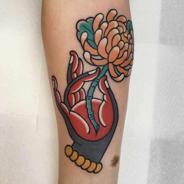 Tattoo hoa cúc màu