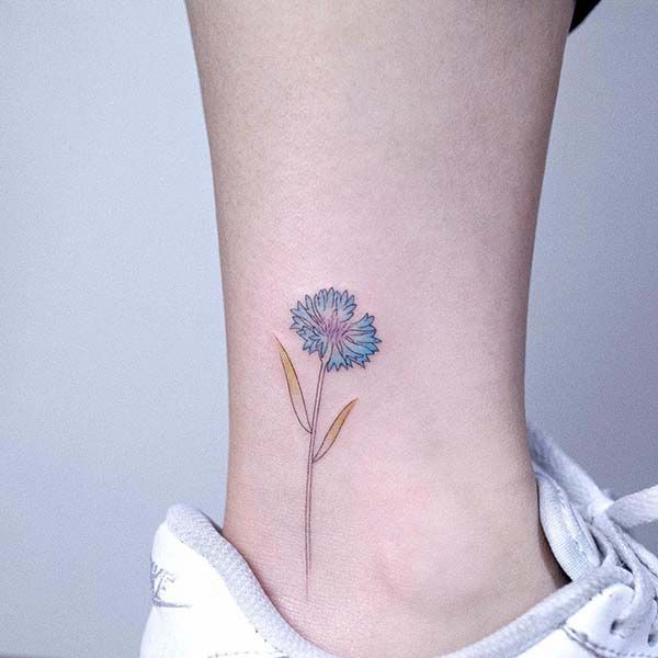 Tattoo hoa cúc xanh mini dễ thương