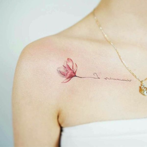 Tattoo mini ở vai hoa giấy