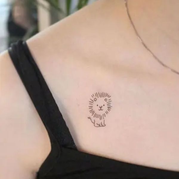 Tattoo mini ở vai sư tử