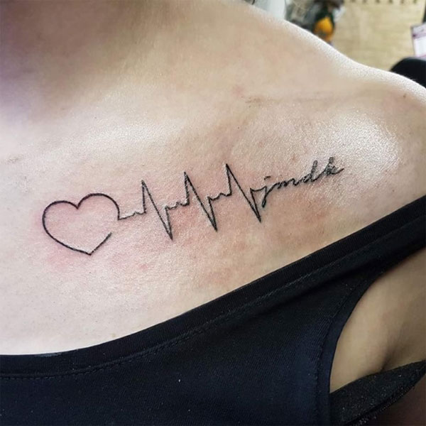 Tattoo nhịp tim cho nữ ở ngực