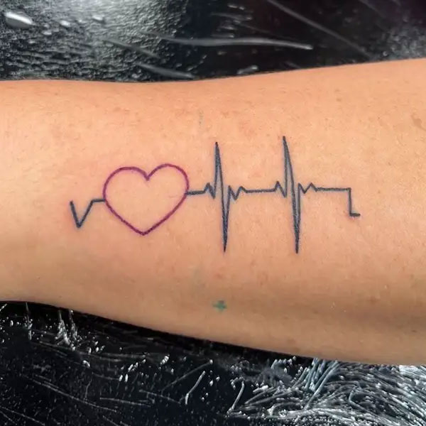 Tattoo nhịp tim ở tay đẹp