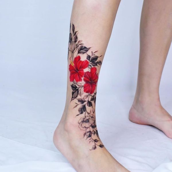 Tattoo ở chân cho nữ chất