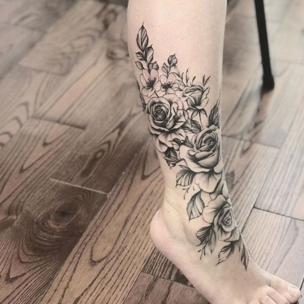tattoo ở chân cho nữ hoa hồng chất